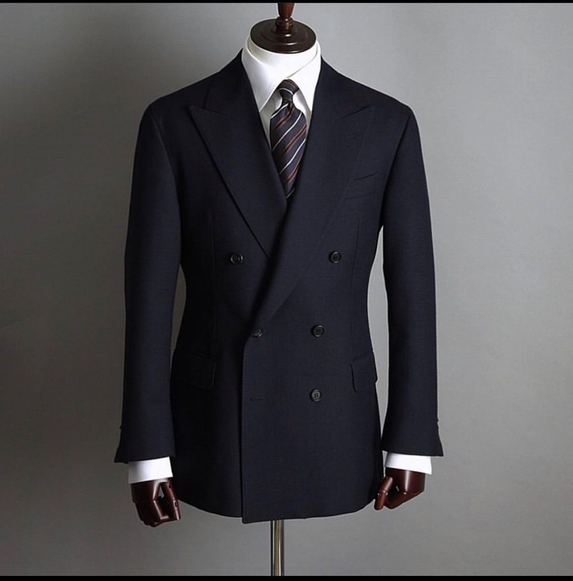 The eBespoke Suit — A Fully Bespoke Suit, Made Only for You